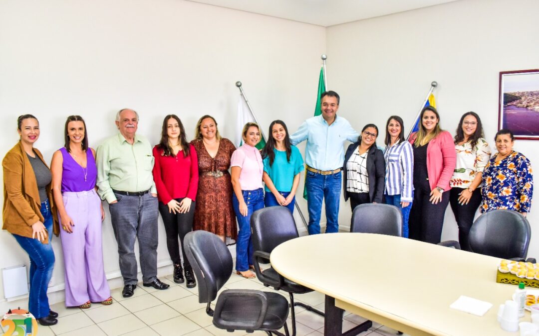 CMAE apresenta equipe e o processo de atendimento aos alunos da rede municipal de ensino