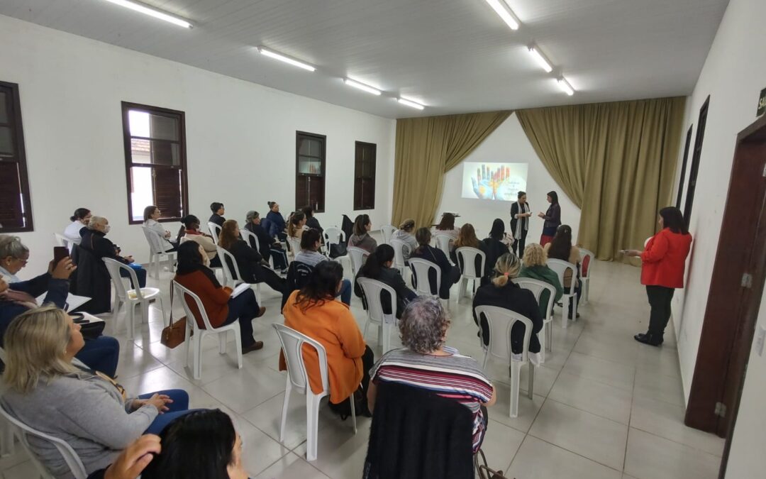 Secretaria da Educação realiza capacitação dos pedagogos da rede municipal de ensino de Guaratuba